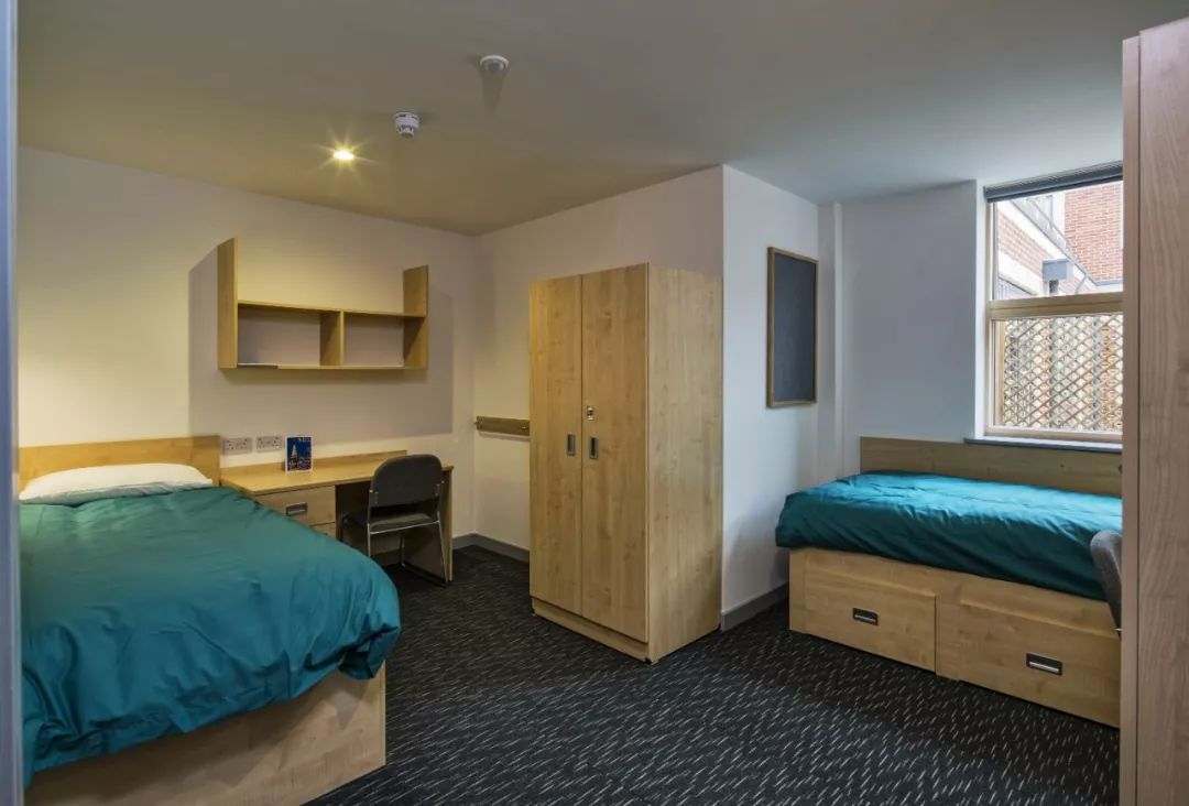 浼︽暒鐨囧澶у瀛﹂櫌浠嬬粛,浼︽暒鐨囧澶у