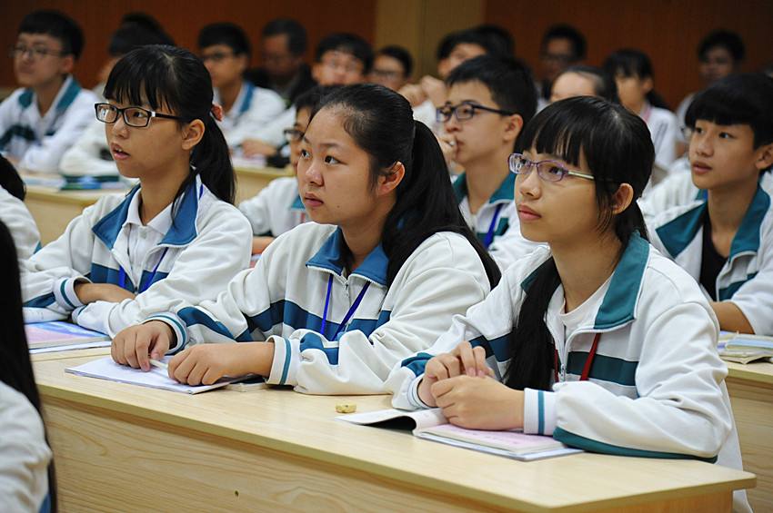 深圳教师工资一般有多少,深圳教师工资待遇有多少