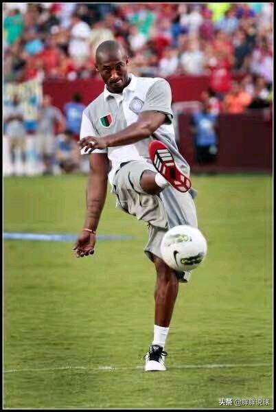 nba球员会踢足球,nba历史最强攻防一体球员