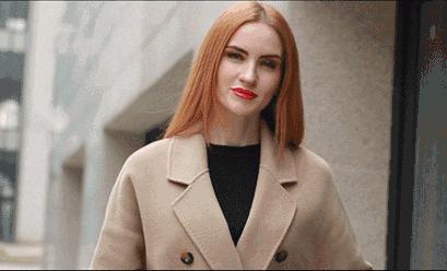 牛仔裤搭配中长款大衣,毛呢大衣牛仔裤怎么搭配好看