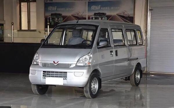 五菱宏光与越野车测试,五菱宏光和顶级越野车的比拼