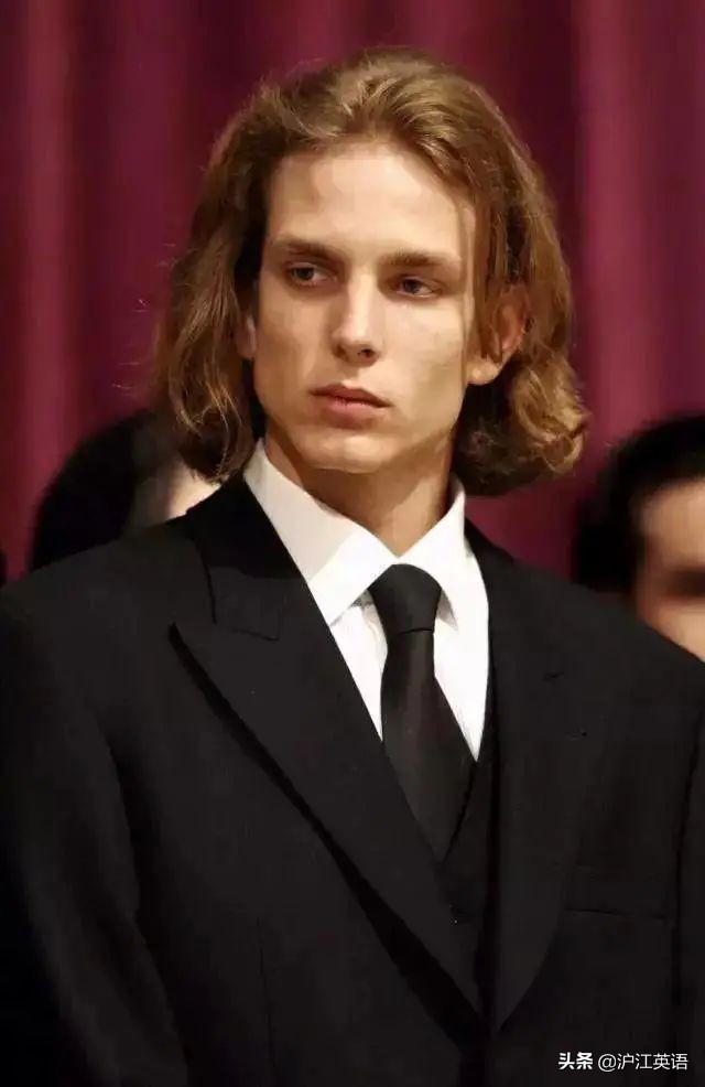 忧郁系王子，竟是宠妻儿狂魔，还打破了王室700年的爱情诅咒