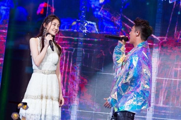 “夜店小王子”郑恺的瓜