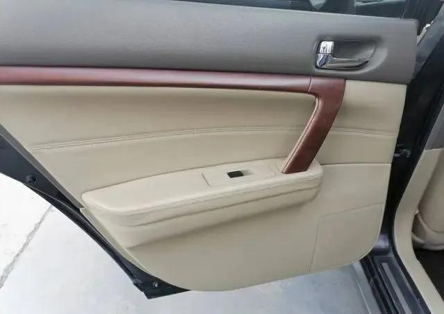 2万天籁二手车赣州,2万5的天籁二手车