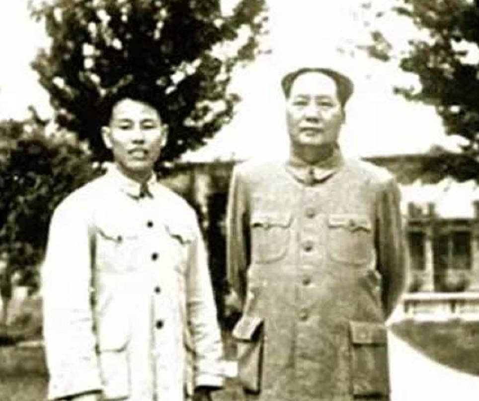 51年，王鹤滨回家探亲，归来后，毛主席为何对他说：你到农村去