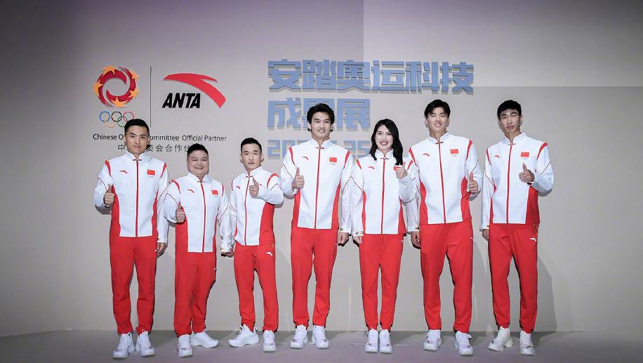 鸿星尔克和安踏比谁的好,鸿星尔克对比安踏哪种好