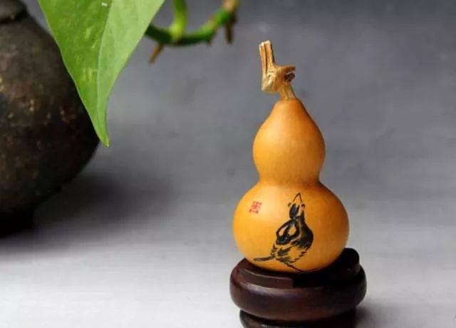 文玩葫芦能用橄榄油盘吗,文玩葫芦不上油可以盘红吗