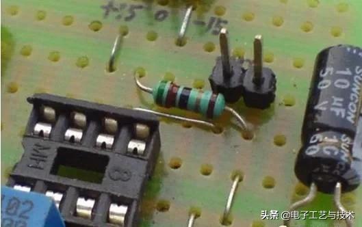 万能板和面包板哪个好做,万能板与面包板的区别