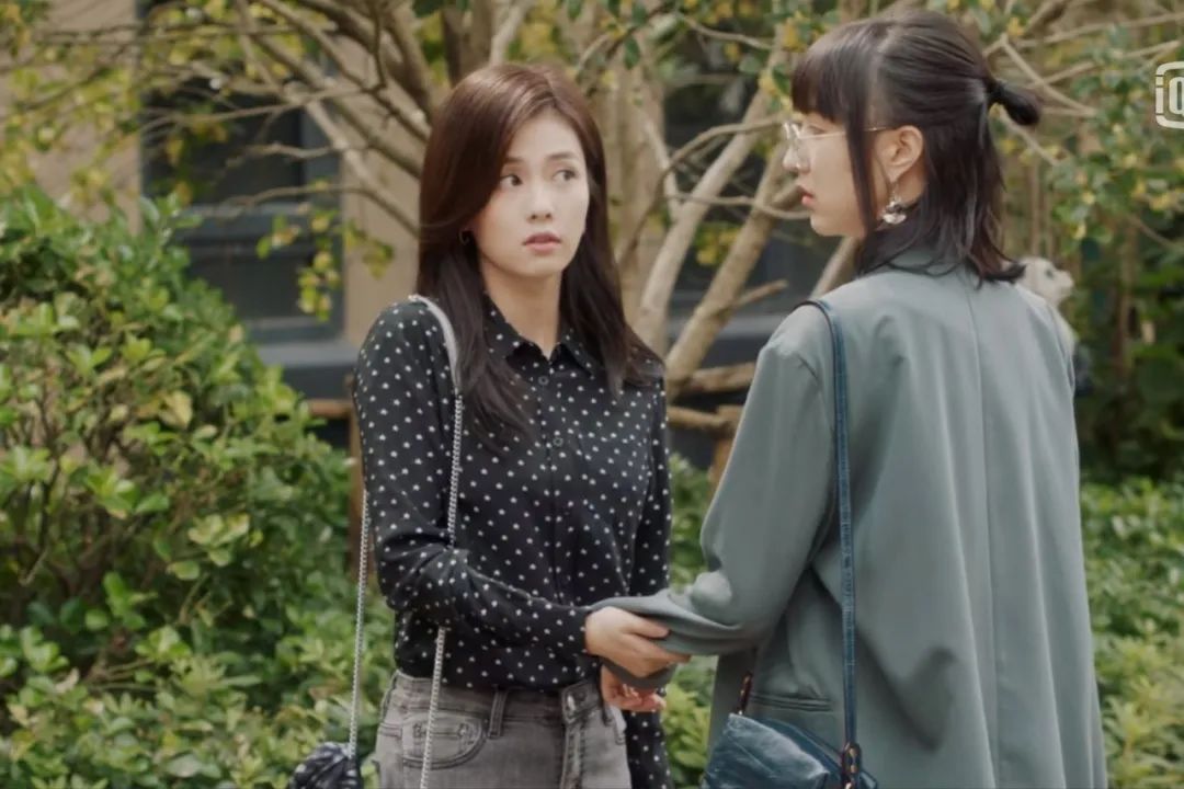 白鹿热剧《一生一世》：时宜的穿戴暗含哪些隐藏线索？