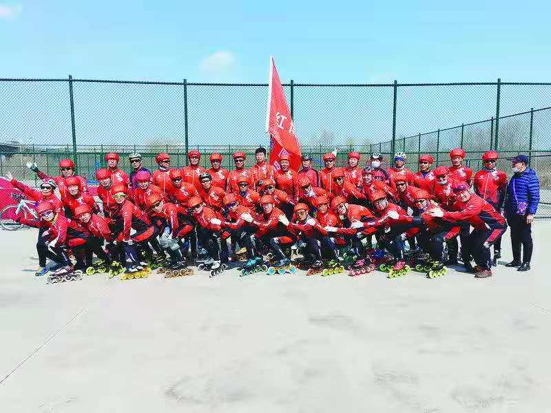 春天里的轮滑,春天来了带孩子玩轮滑文案