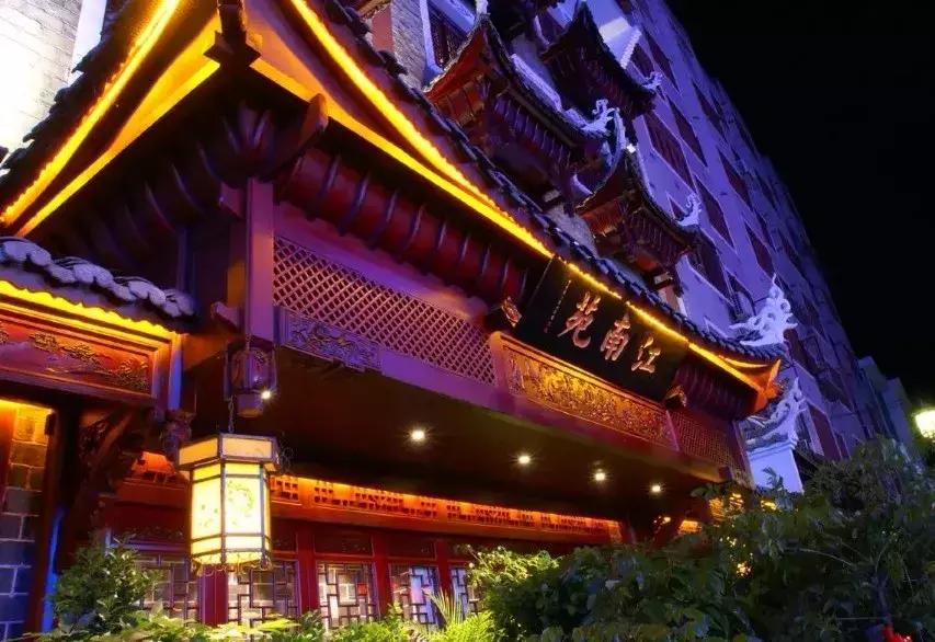 想去古城去哪里好,镇远古镇住宿攻略江景