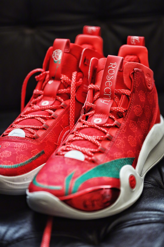 李宁cj1代篮球鞋,cj1代篮球鞋