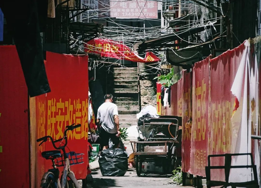 现在的拱北,还能留住多少珠海澳门人的脚步?