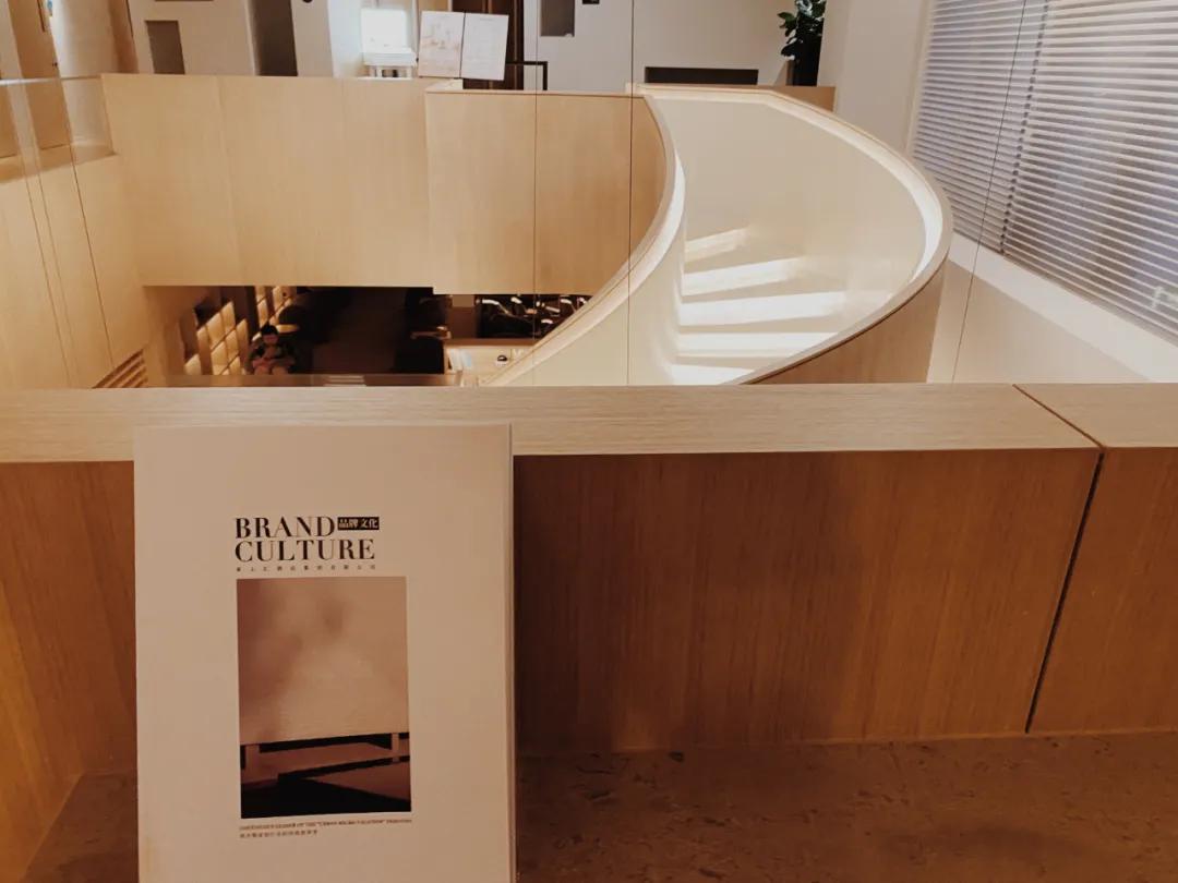 又搓澡去了，看看最贵澡堂的亲弟弟长啥样