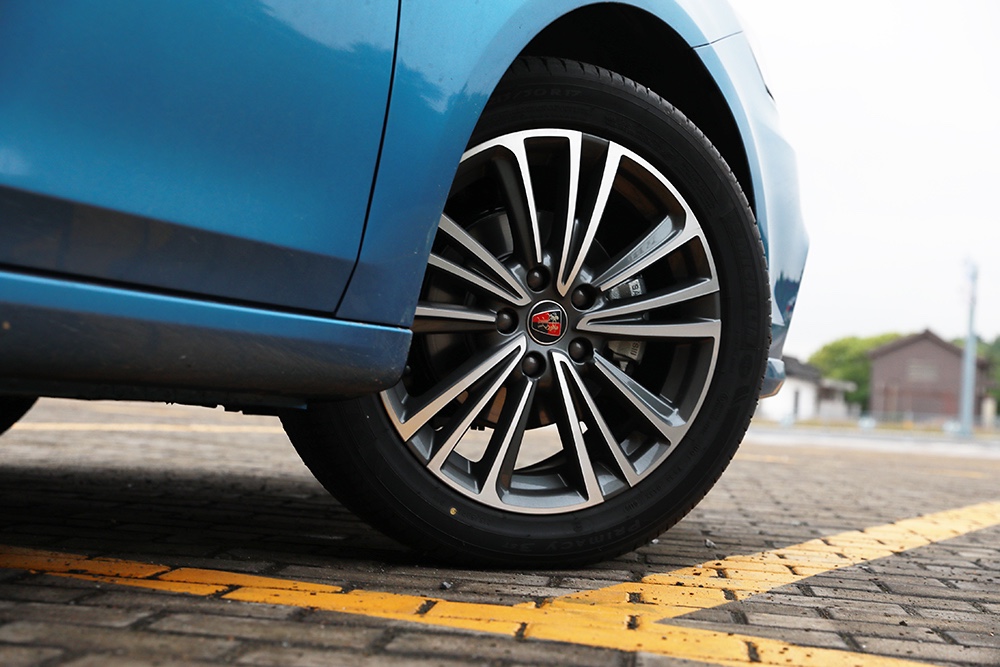 朗逸2万元左右,荣威i6和朗逸