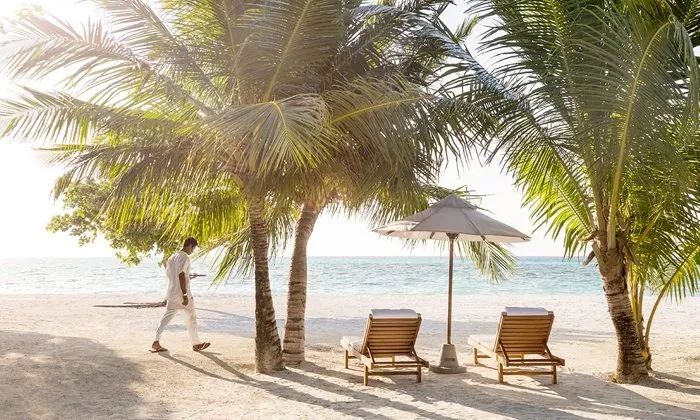 南阿里环礁,丽世岛度假村