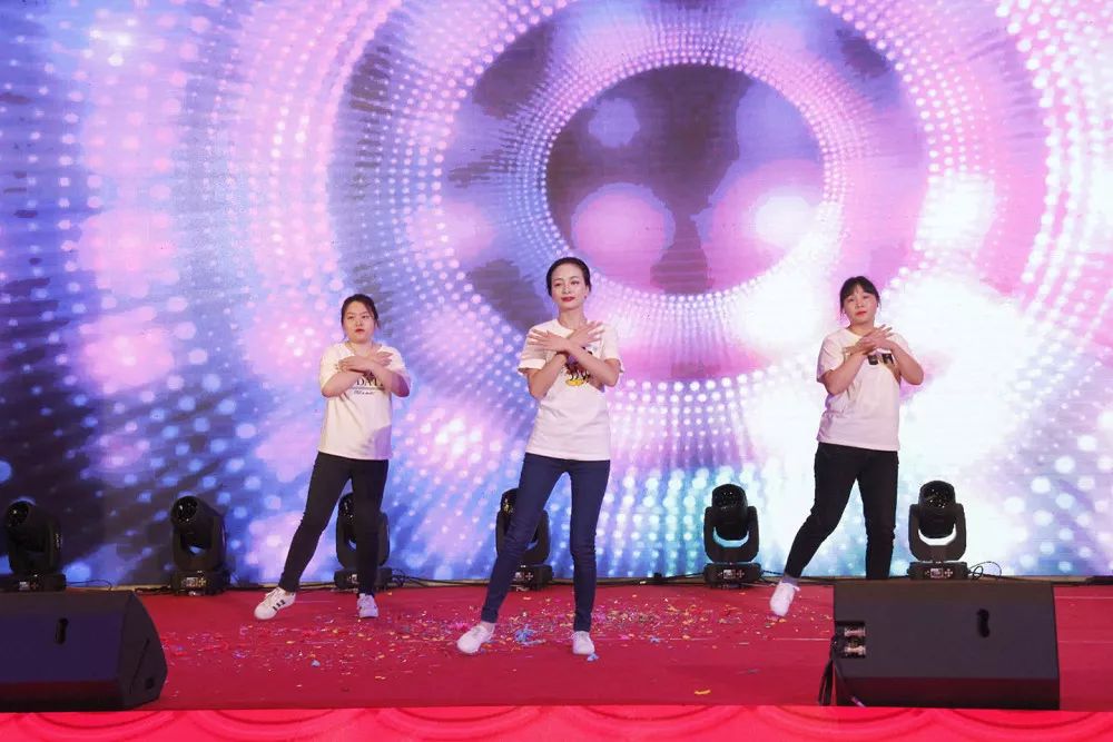 好得睐2018总结表彰会暨2019开工动员大会圆满召开！