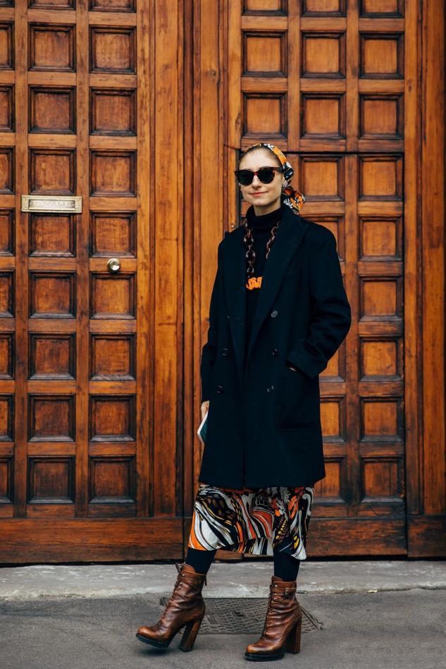 为什么你穿“黑色”的大衣显老气？原一是靴子，原二是内搭