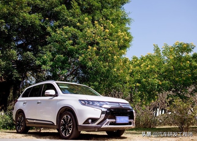 三菱汽车油耗怎么样,三菱欧蓝德真实用车感受