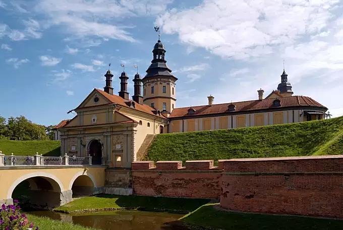 改国名的国家,哪个国家女人多对中国免签