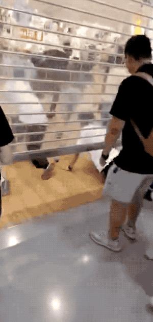 优衣库联名版为什么火了,优衣库羽绒服联名款