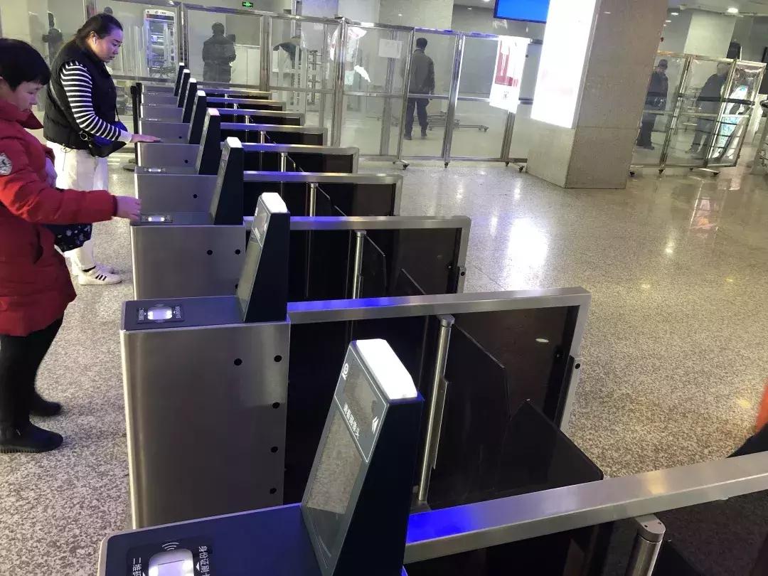 沈阳北站大还是南站大,沈阳北站今天的视频