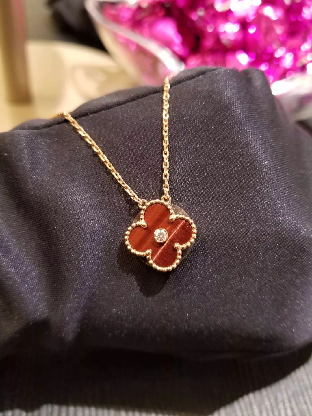 网红轻奢项链四叶草,四叶草项链代表什么寓意