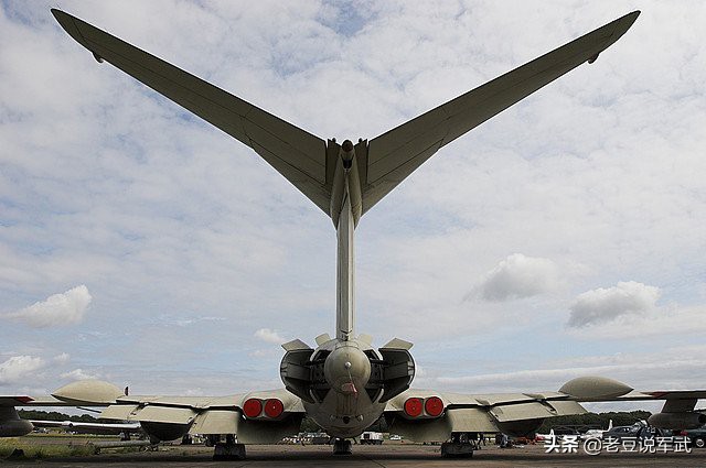 3v轰炸机哪个最强,英国3v3