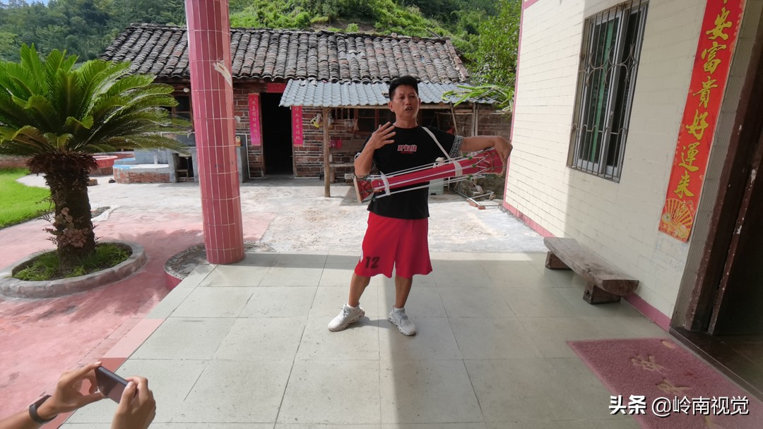 澶у鐢熺溂涓殑浜叉垰,澶у鐢熺溂涓殑鍏卞悓瀵岃