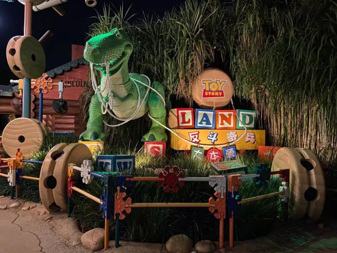 香港迪士尼必须玩的项目,香港迪士尼所有项目及开放时间