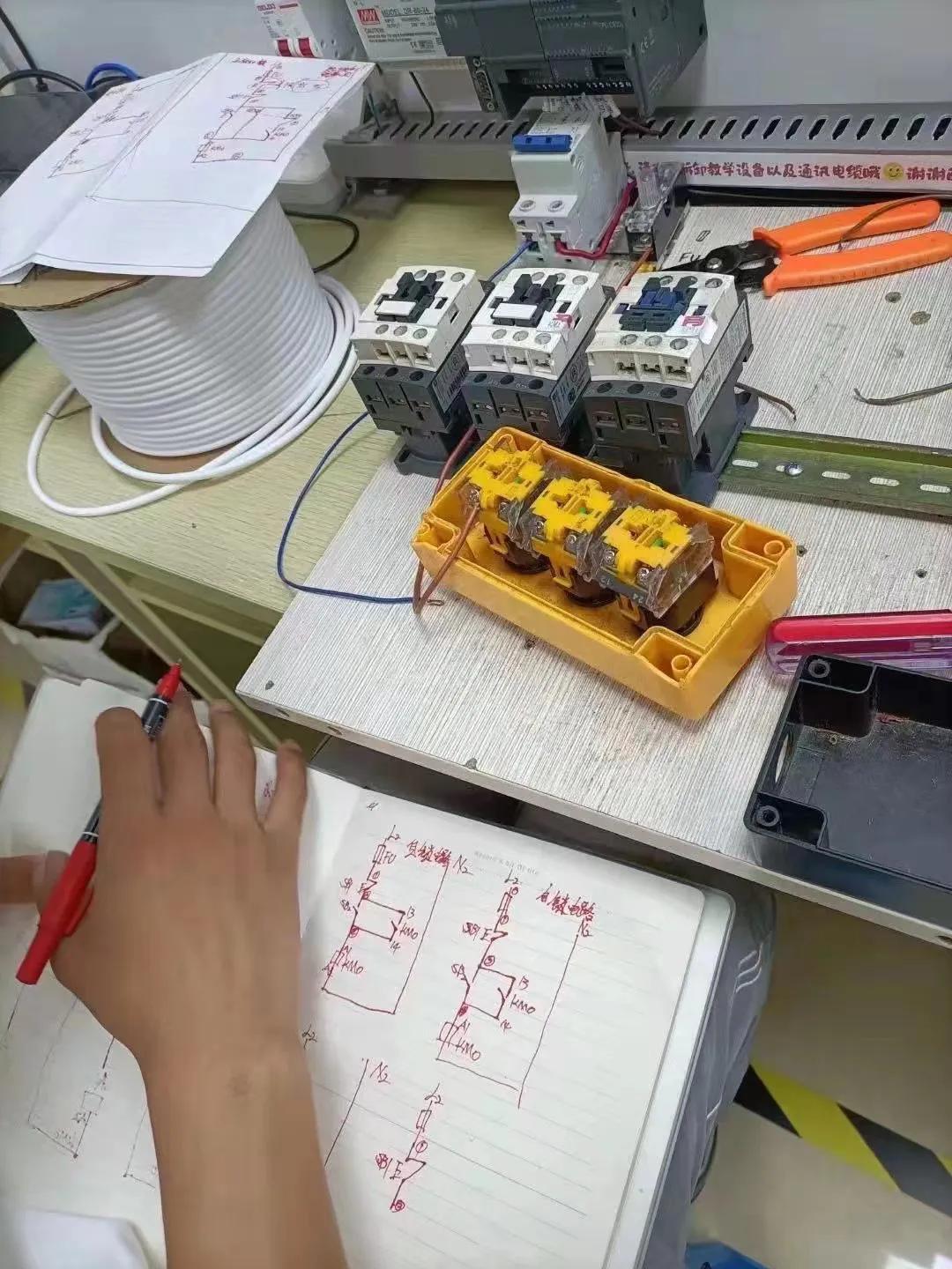 去哪学PLC机器人编程,苏州免费plc自动化编程培训