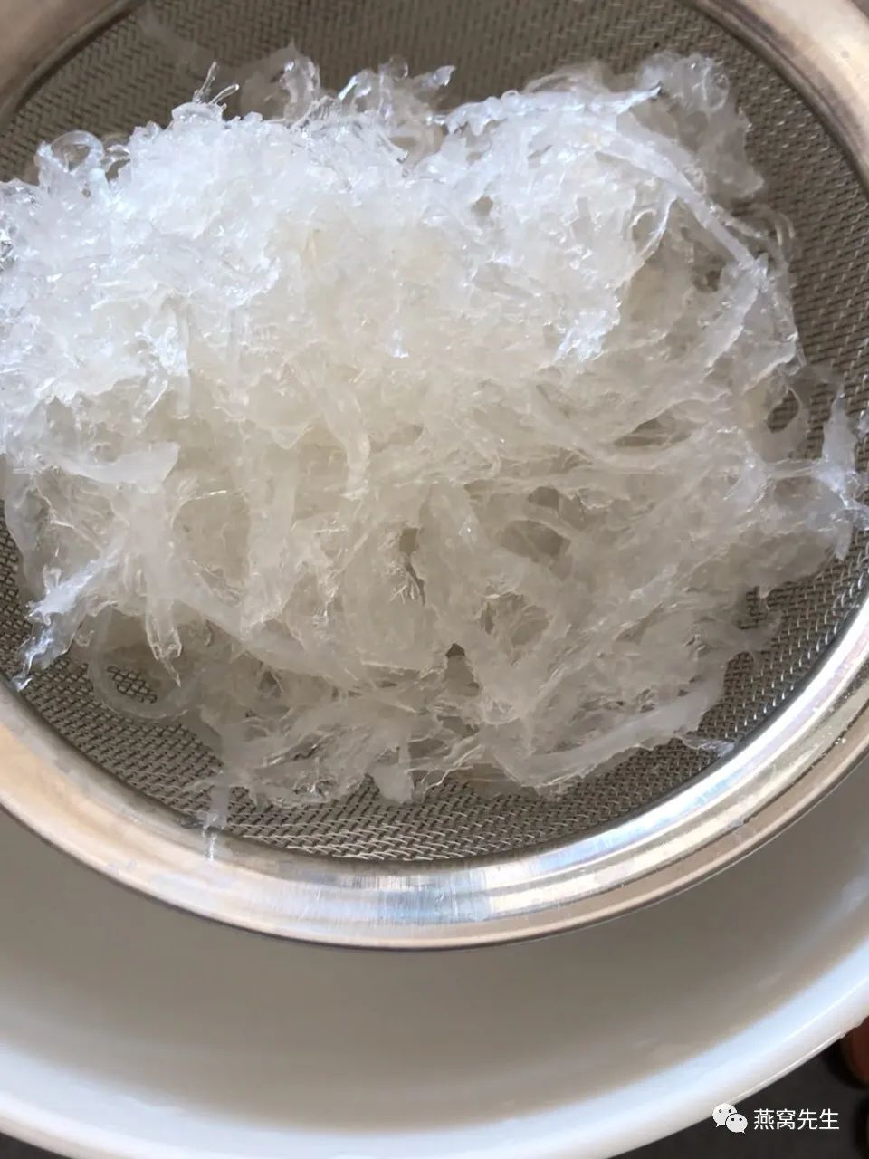 燕窝泡发时间15小时,燕窝泡发的正确方法和步骤