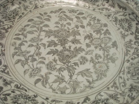 识别洪武釉里红瓷器真假特征,洪武青花鉴定真假