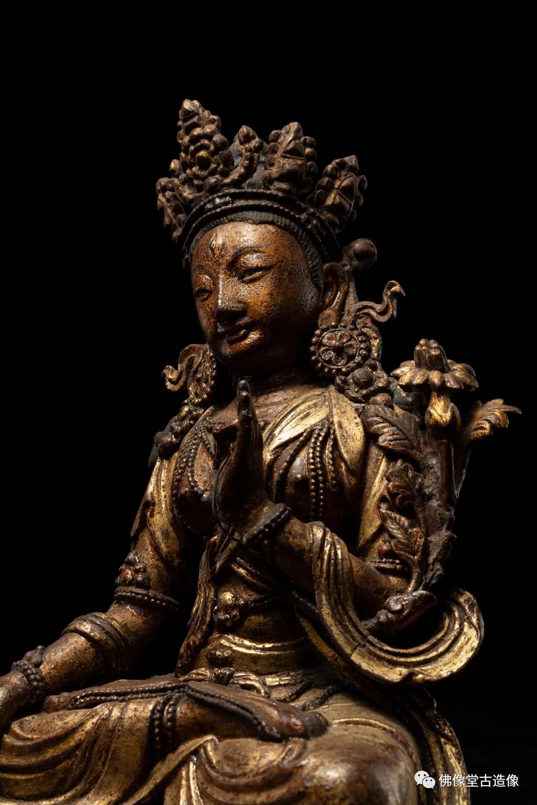 铜鎏金佛造像拍卖最高纪录,传统文化鎏金佛造像精准估价