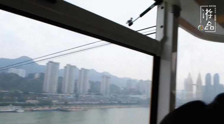 重庆人的长江索道回来了，轿厢回归最初的模样，工作日只要1块8