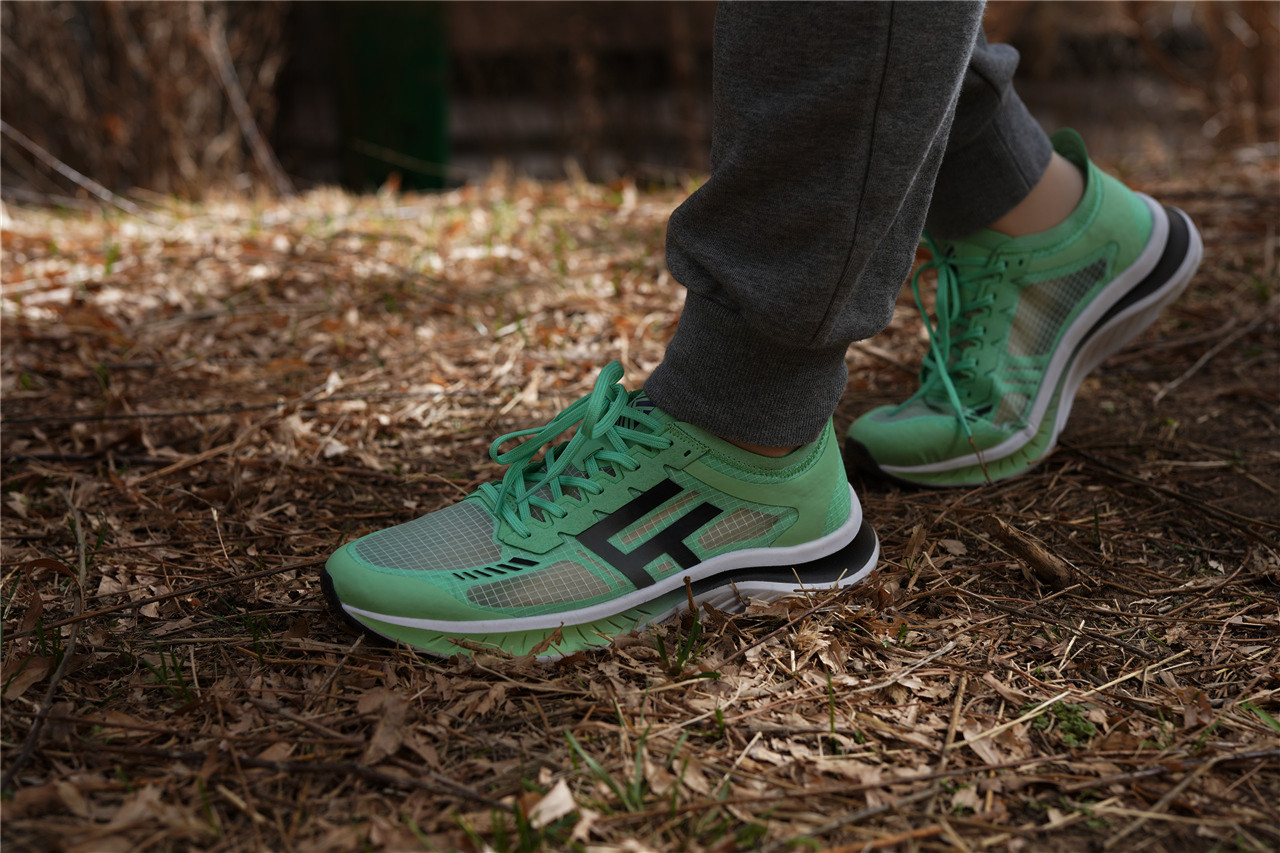 freetie云弹轻跑鞋pro测评,freetie加厚海绵透气鞋垫