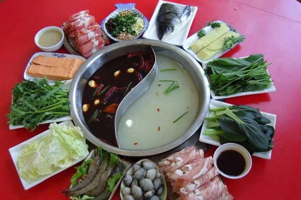 火锅自己在家做法好吃,在家简单弄火锅怎么弄