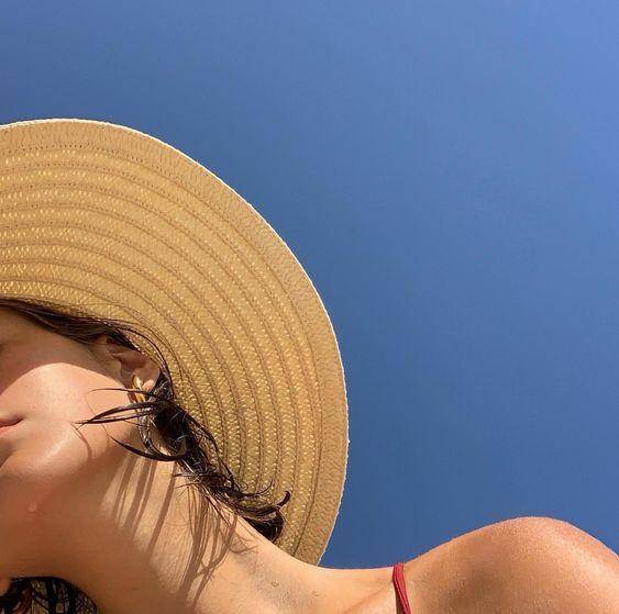 晒后修护可以涂抹晒伤的皮肤吗,晒伤后的刺痛感怎么消除