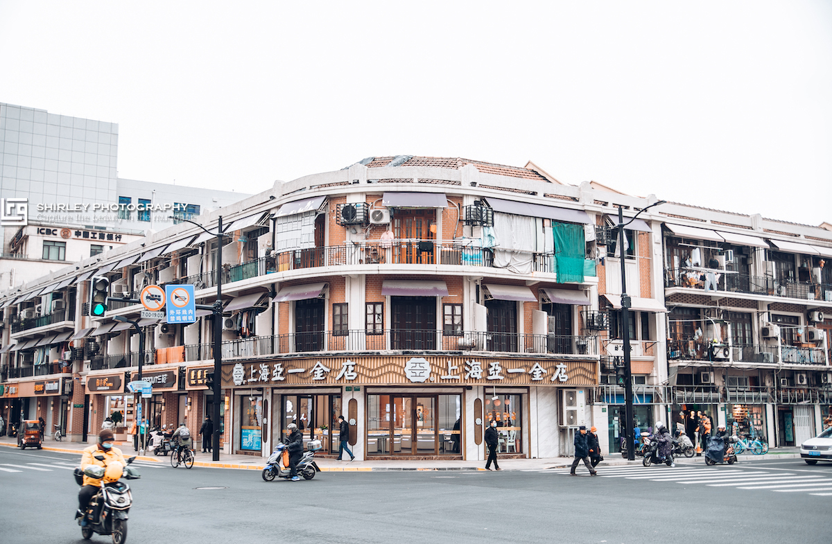 上海曾经的梅川路步行街,南京路是上海最知名的商业街