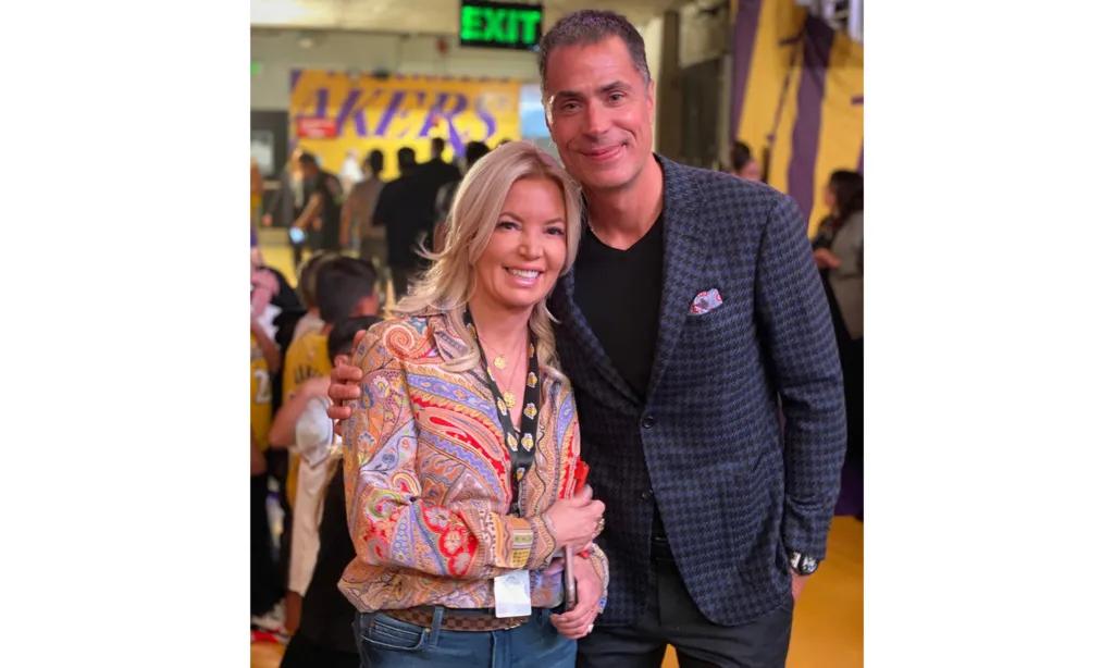 湖人老板珍妮·巴斯谈詹姆斯,湖人队75周年宣传珍妮巴斯