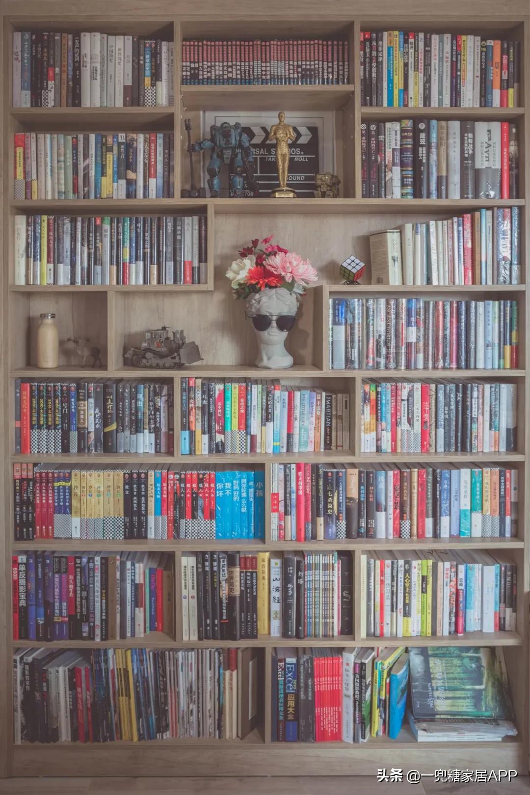 48平米小餐厅,双人小包厢餐厅可看电影