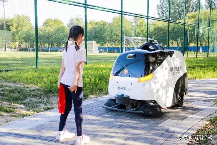 研发攻坚，啃下“成本”这块硬骨头，智行者推出低速L4自动驾驶量