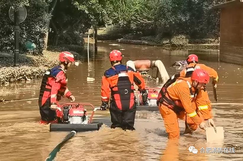 紧急救援第五季消防员,消防员四天三夜抢险排涝后撤离