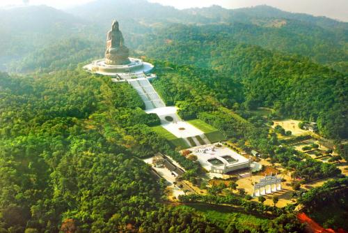 济南千佛山一日游最佳攻略,佛山周边泡温泉的地方一日游