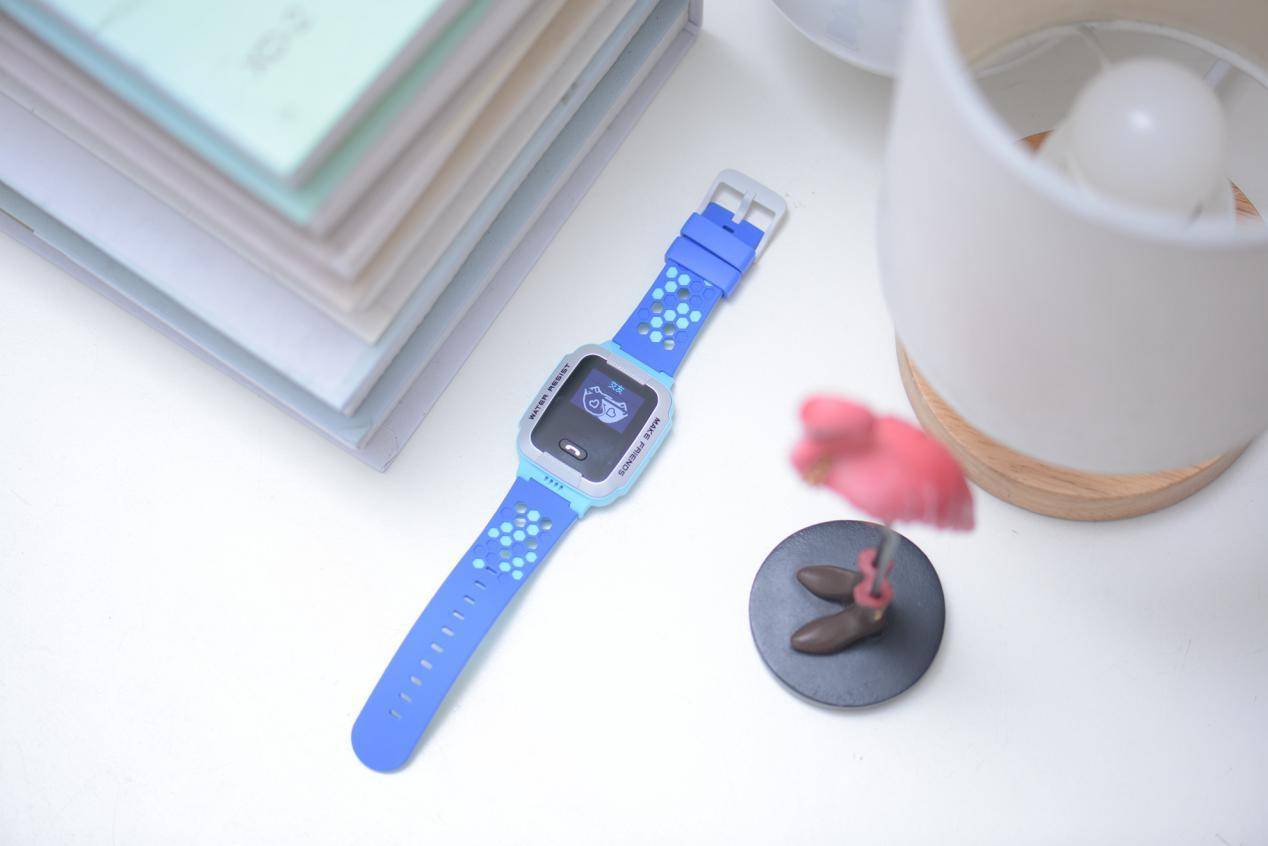 荣耀儿童手表2和小天才q2哪个好用,荣耀小k2儿童手表是全网通的吗