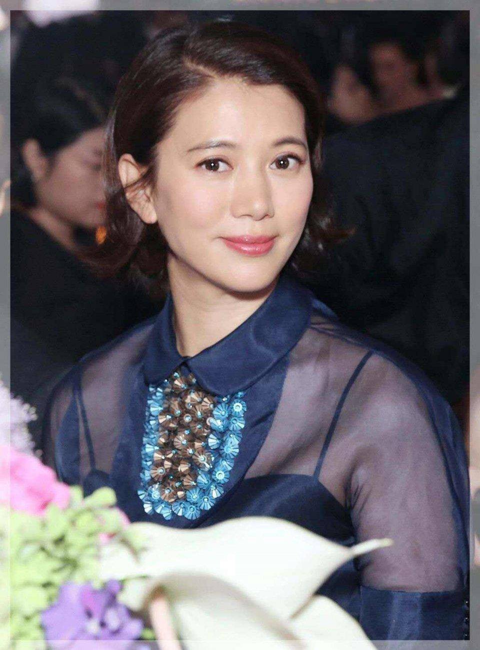 袁咏仪短发上张智霖演唱会,袁咏仪劳力士迪通拿