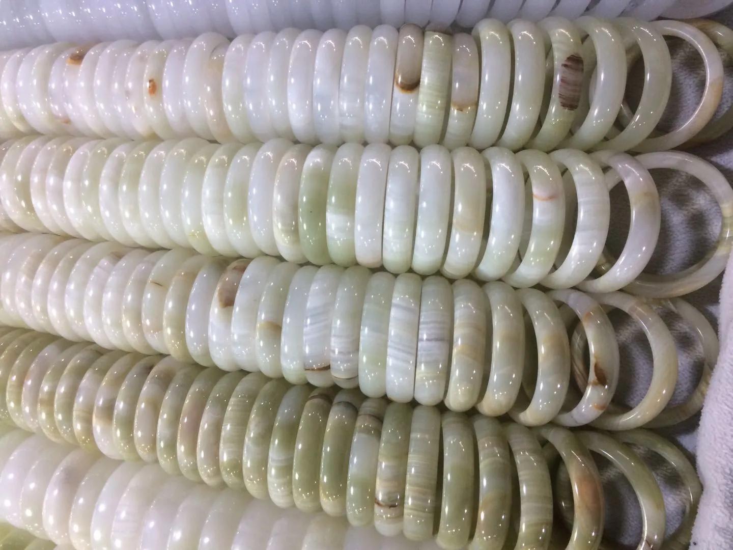 玉器图片及价格表大全,人人买得起的首饰