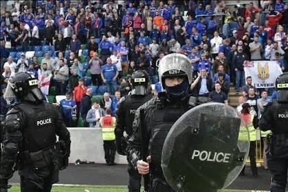 足坛各种奇葩事件,足坛奇葩故事仰卧撑