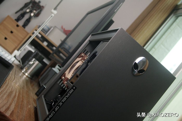 没有什么桌面几点零,折腾不止的电脑桌面好物分享