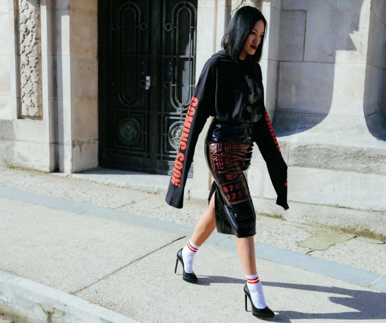 脚宽的人怎么选择鞋子,脚宽夏季穿鞋选择技巧